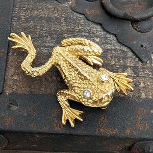 Vintage Saint John 22K Gold Plated Sworovski Crystal Frog Brooch